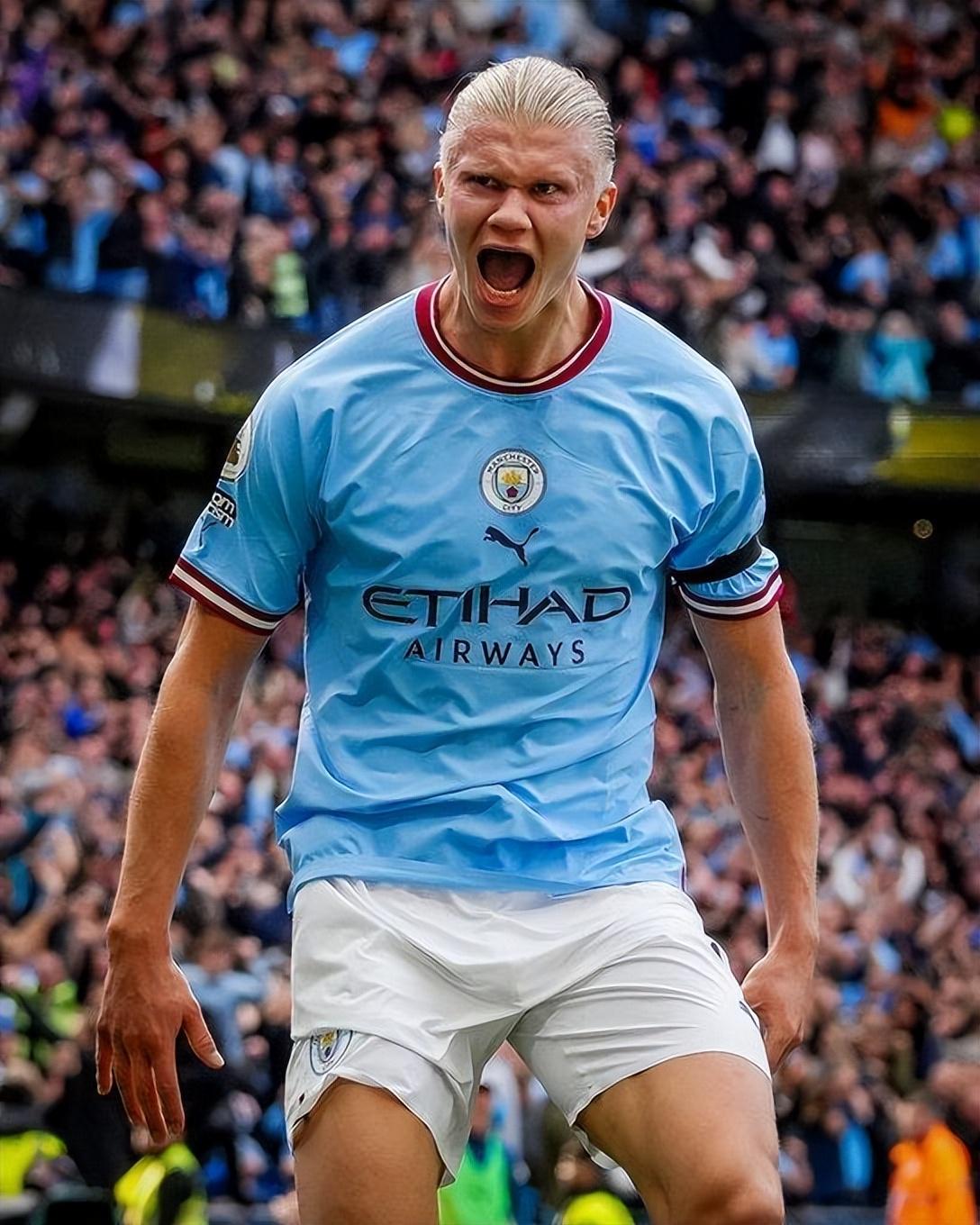 足球国足新星连续两轮破门，迅速走红（国足小将两轮连破门，人气飙升）