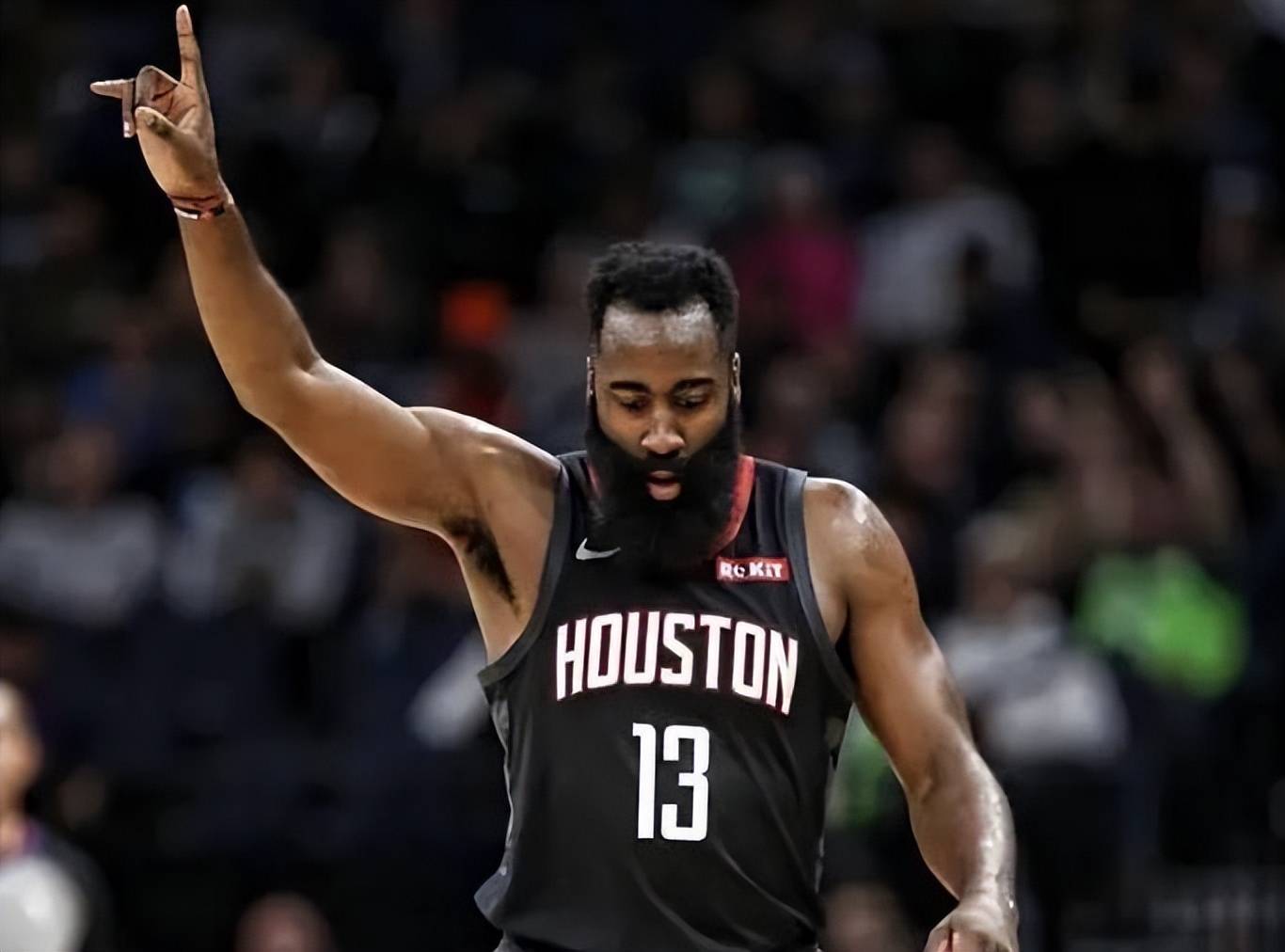 官方：步行者与怀斯曼签下一份10天合同（官宣：步行者签下怀斯曼，合同期为10天）