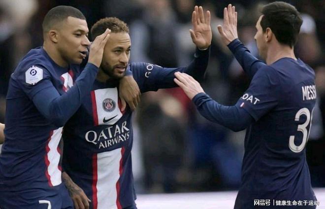 欧冠-巴萨VS法兰克福：巴萨要复仇，更重要的是晋级（欧冠-巴萨迎战法兰克福：复仇心切，更关键是确保晋级）