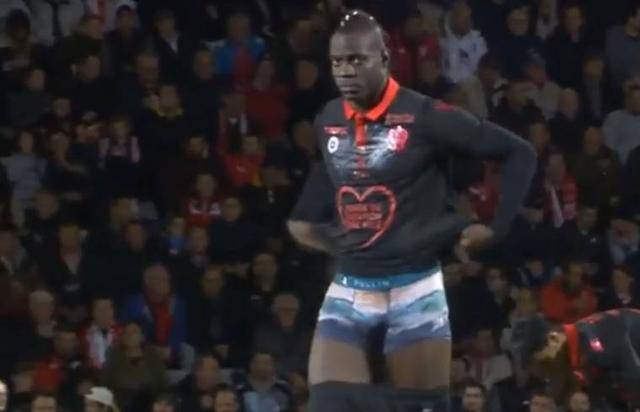 西甲前瞻：塞维利亚遭遇联赛三连败，奥萨苏纳客场战绩惨淡（西甲前瞻：塞维利亚陷三连败低潮，奥萨苏纳客场疲软）