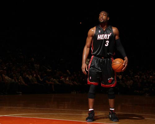 赫内斯：巴萨的债务超过13亿欧元，但在西甲却相安无事（赫内斯：巴萨负债逾13亿欧元，西甲征战却未受影响）