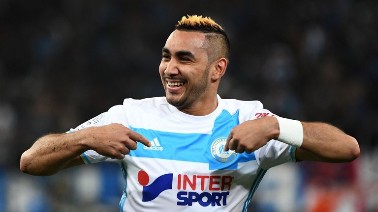 篮不住嘴丨防守差脾气大！东契奇到底是争冠核心还是争冠毒瘤？（篮不住嘴丨防守拉胯脾气火爆！东契奇到底是夺冠核心还是更衣室毒瘤？）