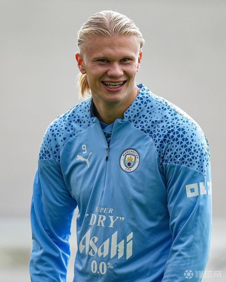 费兰·托雷斯戴帽创生涯新高！巴萨锋线涅槃重生（费兰-托雷斯上演帽子戏法刷新个人纪录，巴萨锋线浴火重生）