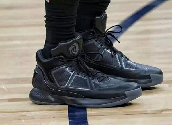 都体：斯帕莱蒂并不看重若昂-马里奥，水晶宫希望引进他（都体：斯帕莱蒂不太看重若昂-马里奥，水晶宫有意引进）