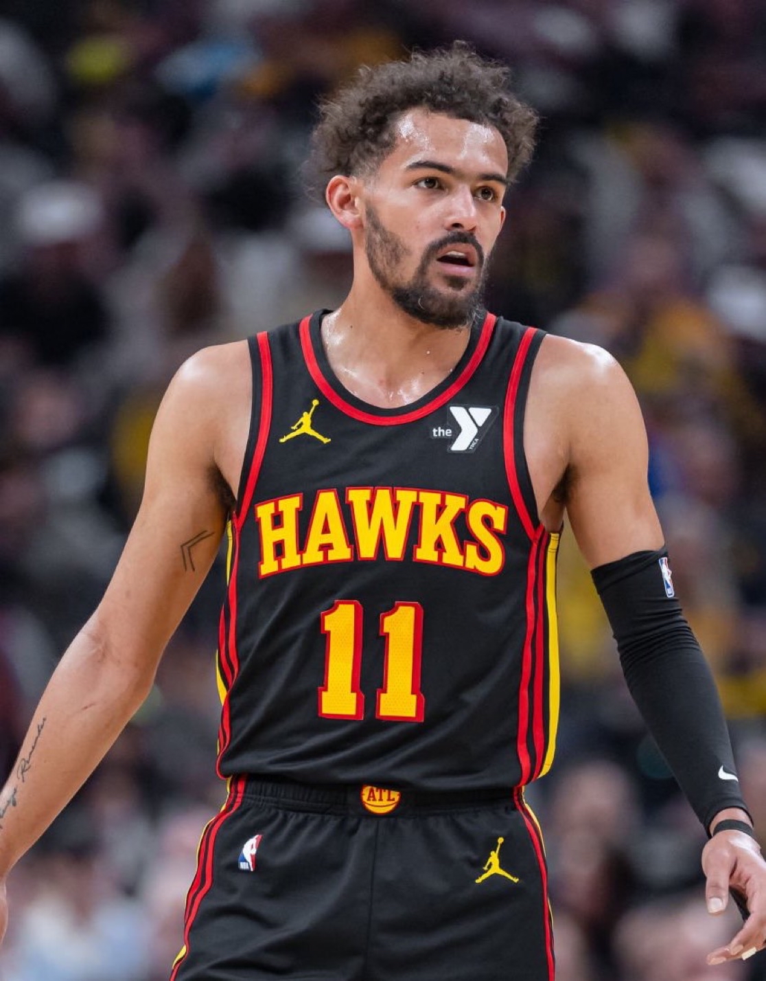 电讯报：前扑克牌手博德领导的财团获准优先竞标谢周三（电讯报：前职业扑克手博德领衔的财团获谢周三优先竞标资格）