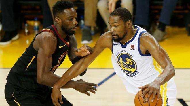 马卡：埃里克-加西亚续约年底前官宣，本赛季巴萨他出场最多（马卡：巴萨将于年底前官宣埃里克-加西亚续约，他本赛季出场次数最多）