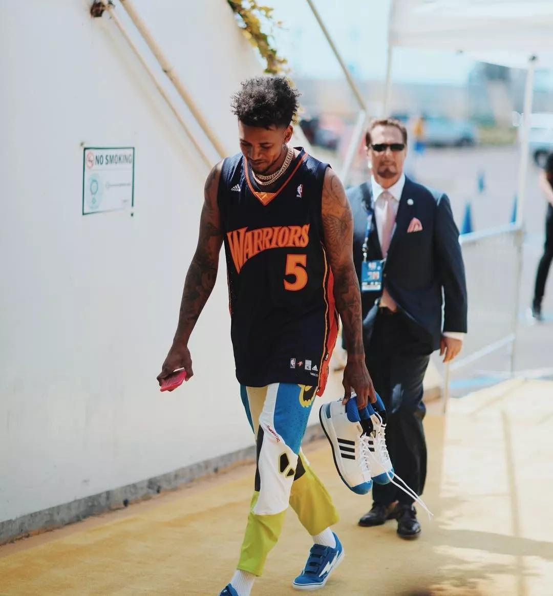 贝尔戈米：看看那不勒斯有多少人缺阵，如今他们比上赛季更强（贝尔戈米：伤员这么多，如今的那不勒斯仍强过上赛季）