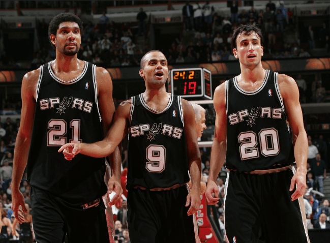 自2019年以来凯恩在大赛预选赛已打入40球，为欧洲球员最多（凯恩自2019年起在大赛预选赛攻入40球，位列欧洲球员第一）