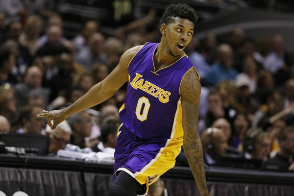 唐斯&布里奇斯火力全开，合计31中16砍下43分（唐斯与布里奇斯双星爆发：合计31投16中，合砍43分）