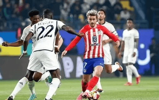 法尔克：拜仁想把努贝尔卖给英超俱乐部，但他的高薪会是问题（法尔克：拜仁计划将努贝尔出售至英超，高薪成潜在障碍）