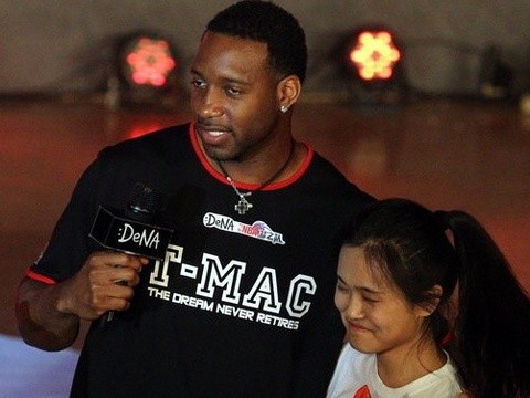 可圈可点！王浩然14中8贡献26分8篮板，连续2轮20+（状态火热！王浩然14投8中砍下26分8篮板，连续两轮得分20+）